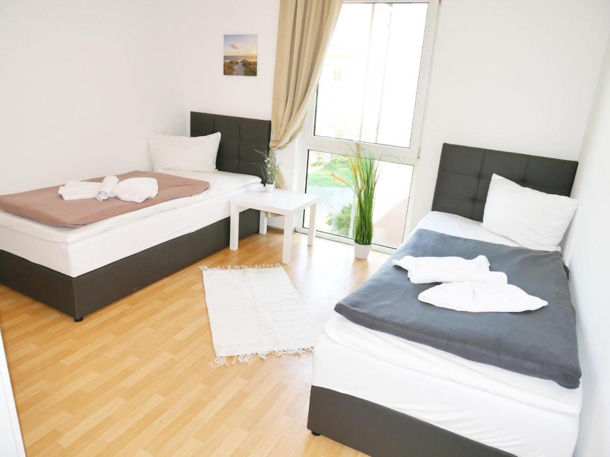 Sunnyhome Monteurwohnungen Und Apartments In Schwandorf Exterior foto